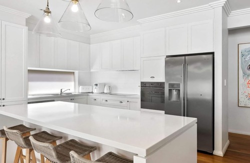 Mosman House | Mosman Family Holiday Retreat - Heated Pool