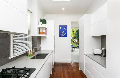 Mosman Apartment | Mosman magic - Pet-friendly home near Balmoral - BOND7