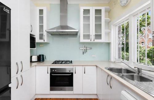 Mosman Apartment | Mosman moments - Townhouse with modern comforts - ROSE2
