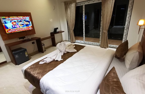 Bhilar Hotel | Mountain Berries Resort