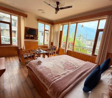 Manali Hotel | Mountain Face Cottage