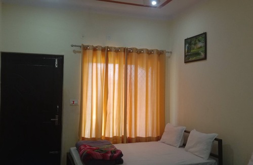 Shivpuri Hotel | Mountain View Cottage