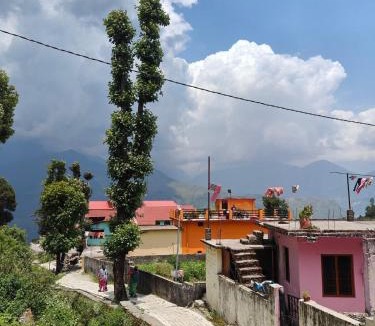 Munsyari House | MP Residency Homestay
