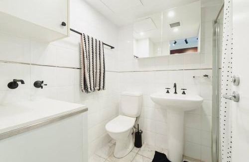 Cremorne Apartment | MP303 - Studio Apartment, Military Road, Cremorne