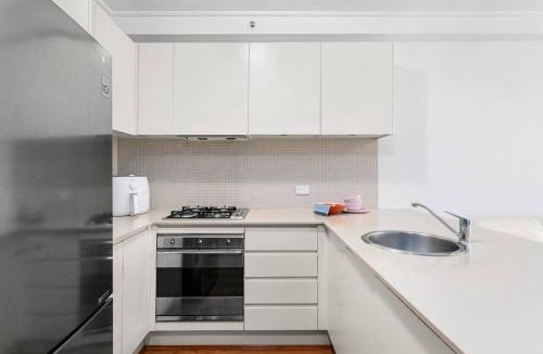 Mosman Apartment | MUS21 - Modern 1 bedroom w study and parking - Nth Sydney
