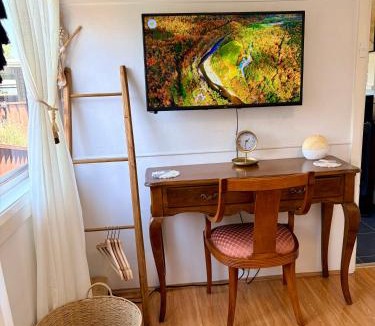 Wentworthville House | Mystic Garden Private Entry & Bath, Pet Friendly
