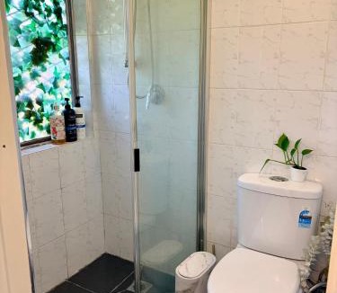 Wentworthville House | Mystic Garden Private Entry & Bath, Pet Friendly