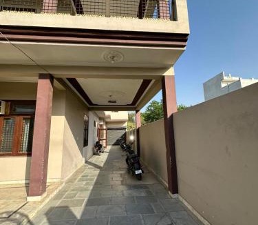 Meerut House | N-5 Guesthouse & Homestay