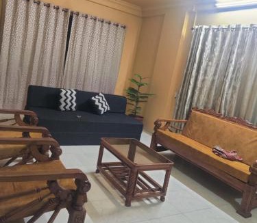 Kolhapur Apartment | Nabhya Homestay Spacious 3BHK Family Flat Kolhapur