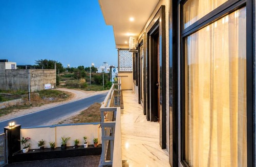 Jaipur District Villa | Nature's Nest Villa by HST Hospitality