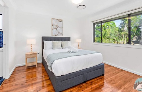 Baulkham Hills House | NBAU025 · Aircabin | Baulkham Hills | Comfy | 4 Beds House