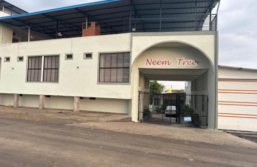 Ujjain House | Neem Tree Farm Stay