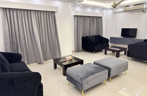 Dhaka Apartment | New Luxurious 3 Bedroom Apartment with AC, WiFi in