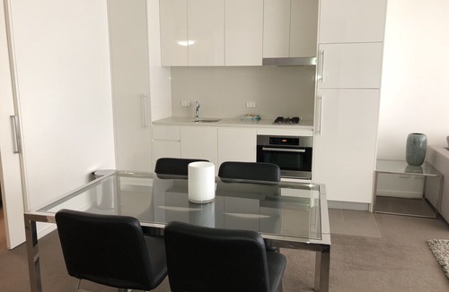Neutral Bay Apartment | New Modern Wyndel Apartment GRO017404