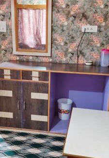 Dal Lake House | New Pine Guest House