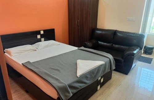Chikkaballapur Hotel | New Surya Deluxe Boarding & Lodging