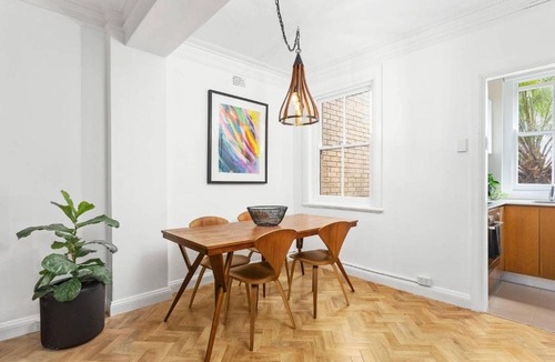 Kings Cross Apartment | Newly Renovated Potts Point 2BR Art Deco