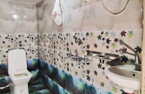 Ayodhya Hotel | Nirmala Sadan Homestay Ayodhya