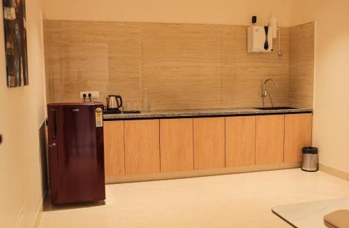 Tirupati Hotel | Nivasa Suites Tirupati - Premium Modern Rooms with spacious kitchen and Dining Area