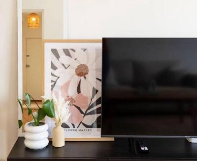 North Bondi Apartment | North Bondi 2BR Spacious & bright with ocean views Balcony