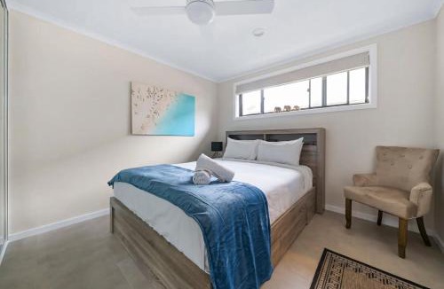 North Narrabeen House | Oak Retreat Bliss by the Beach