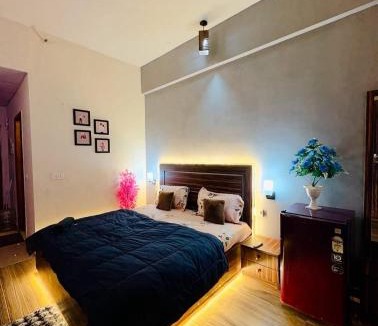 Greater Noida Apartment | Ocean Bloomz Stay