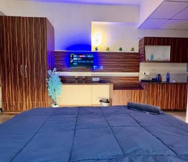 Greater Noida Apartment | Ocean Bloomz Stay