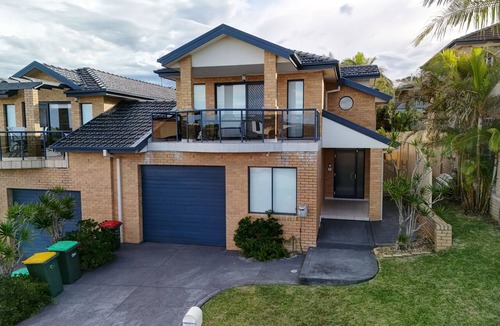Diamond Beach House | Ocean Breezes & Beach Days Await at Sapphire by the Sea