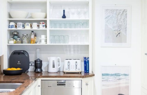 Caves Beach House | Oceans 21 Caves Beach 5BR Sleeps 13 Ocean Vi