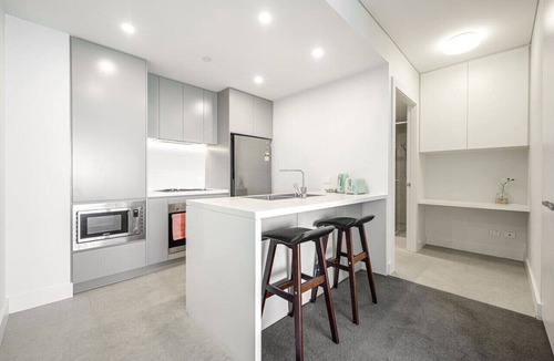 Sydney Olympic Park Apartment | Olympic Park with Pool/Gym/View/Parking near Train