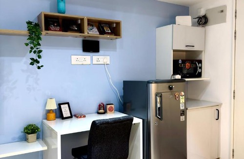 Viman Nagar Apartment | Olyra Living Modern Studio 5 Min Walk Airport
