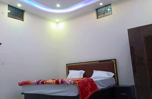 Naini Hotel | Om.palace