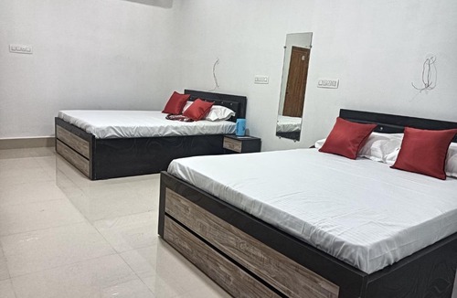 Purulia Hotel | Om resort