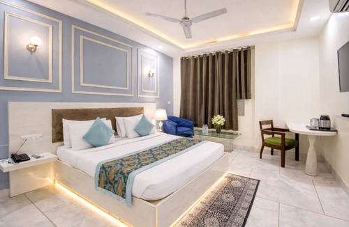 Mahipalpur Extension Hotel | OPO Collection Alpino