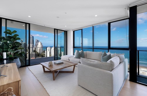 Broadbeach Apartment | Opus Broadbeach