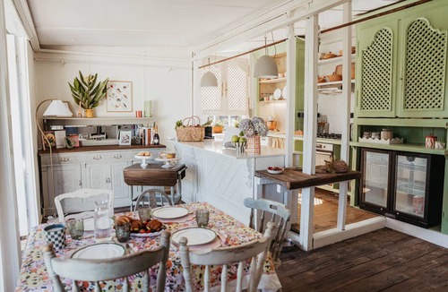 Bundanoon Cottage | Osborn Retreat - Cosy Cottage & Magical Garden