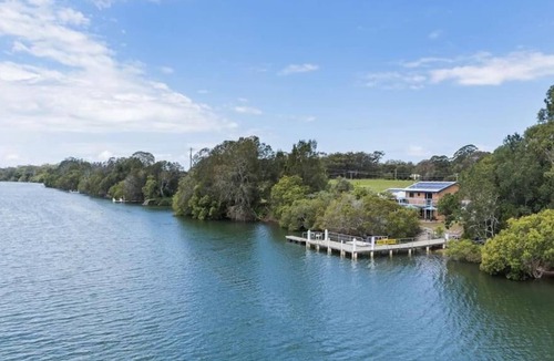 Bohnock House | Osprey's Rest Waterfront with private jetty