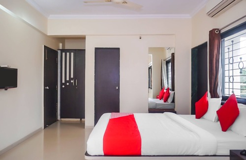 Wagholi Hotel | OYO 17121 Hotel Yashraj Inn