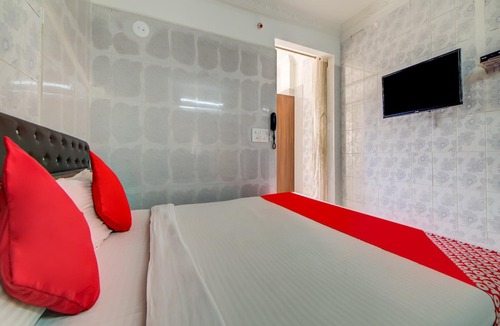 Shamshabad Hotel | OYO 29087 Hotel Golden Pride