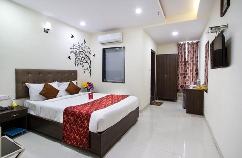 Secunderabad Hotel | OYO 3169 Hotel Lotus Grand