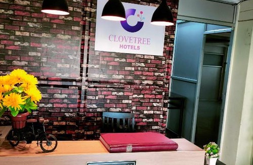 Danapur Hotel | OYO Clovetree Hotel Gola Road