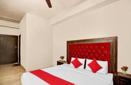 Noida Hotel | OYO Flagship Hotel Shunsine