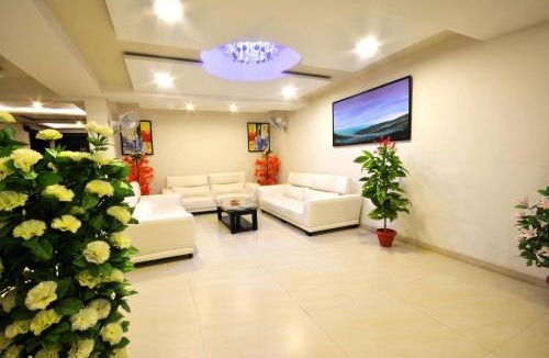 Bopal Hotel | OYO Home Hotel Skyland