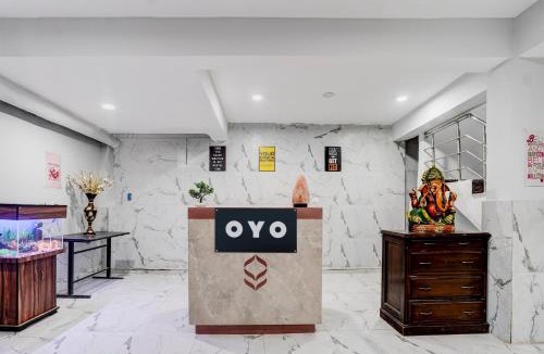 Sainik Farm Hotel | OYO Townhouse Anmol Residency