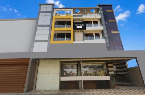 Kalyanpur Hotel | OYO Townhouse Awas Vikas Kalyanpur