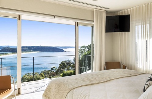 Palm Beach House | PACIFIC VISTA by Palm Beach Holiday Rentals