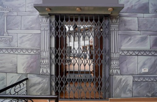 Varanasi House | Palette Heritage Scindia Ghat