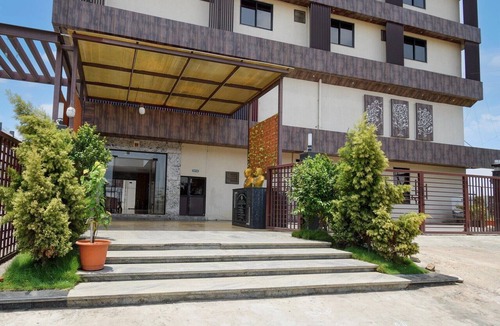 Mahabubabad House | Palette Hotel Amritsar by CheckIn
