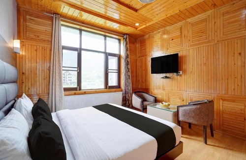 Srechan Hotel | Palette Hotel Regency Valley View Pahalgam By CheckIn