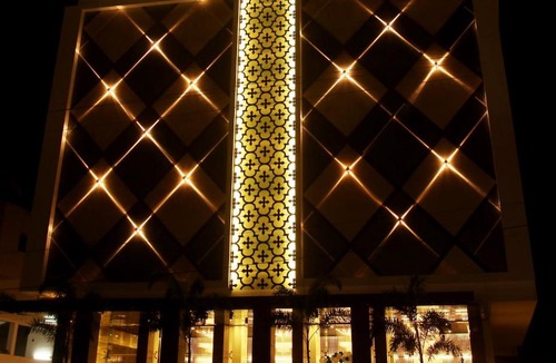 Kakinada Hotel | Paradigm Sarovar Portico
